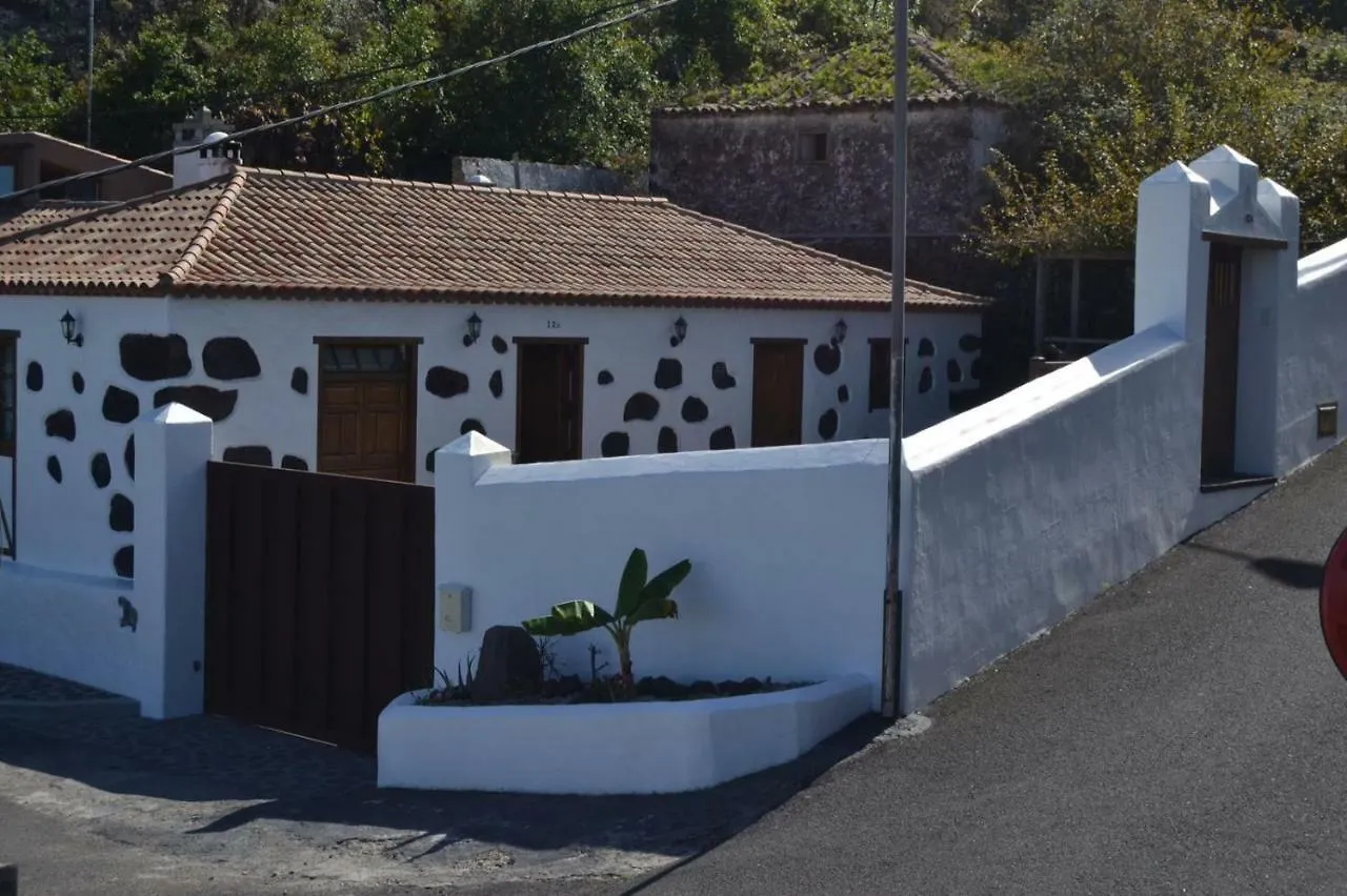 La Fortaleza Erjos-El Tanque 0*,  España